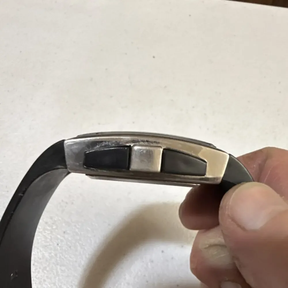 Vintage Nike Sportwatch W-5086 running with a new battery!